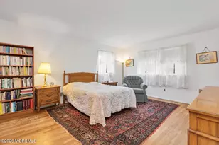 39 Koster Dr, Freehold, NJ 07728 - Photo 16