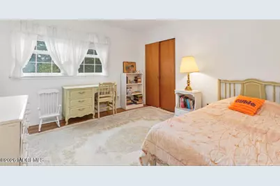 39 Koster Drive, Freehold, NJ 07728 - Photo 20