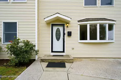 29 Windsor Drive, East Brunswick Township, NJ 08816 - Photo 4