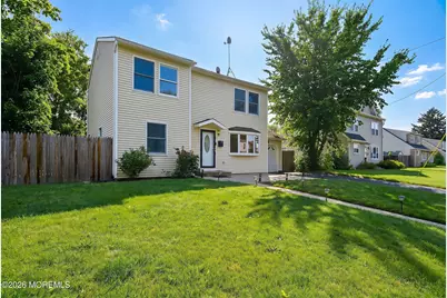 29 Windsor Drive, East Brunswick Township, NJ 08816 - Photo 2