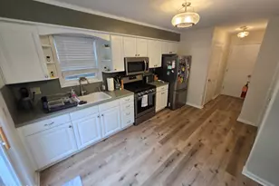 126 Constitution Dr, Egg Harbor Twp, NJ 08234 - Photo 12