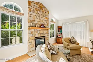 122 Skyline Dr, Lakewood, NJ 08701 - Photo 12