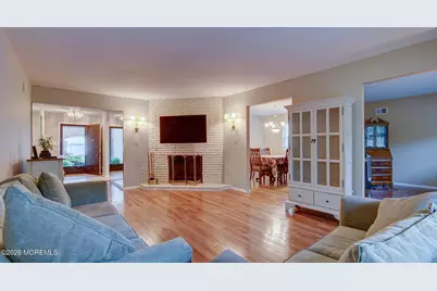 7 Lakeview Drive, Marlboro Township, NJ 07746 - Photo 4
