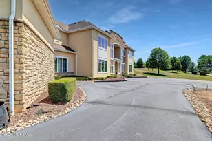2 Hop Brook Ln, Holmdel, NJ 07733 - Photo 10