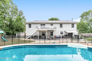 312 Thompson Ave, North Middletown, NJ 07748 - Photo 34
