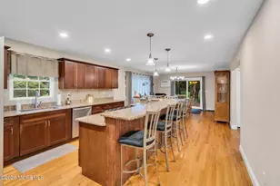 266 Orchard Ave, Belford, NJ 07718 - Photo 10