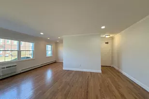 58 Stonehurst Blvd, Freehold, NJ 07728 - Photo 2