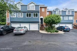 135 First St, Keyport, NJ 07735 - Photo 2