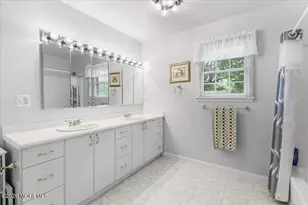 801 Stamford Dr, Neptune Township, NJ 07753 - Photo 24