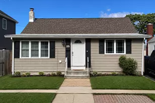 25 Hart St, Hazlet Township, NJ 07734 - Photo 2