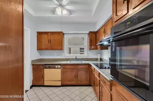 452 Roxbury Ln, Monroe Township, NJ 08831 - Photo 14