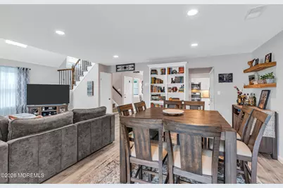 16 Harte Court, Freehold, NJ 07728 - Photo 10