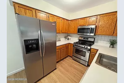 577 Windflower Court, Morganville, NJ 07751 - Photo 8