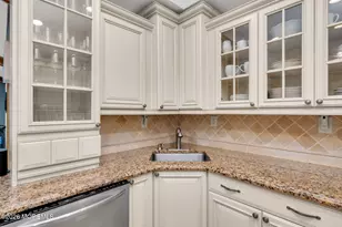 24 Village Ln, Middletown, NJ 07748 - Photo 38