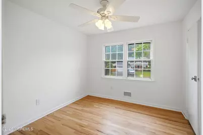 37 Daniel Drive, Matawan, NJ 07747 - Photo 12