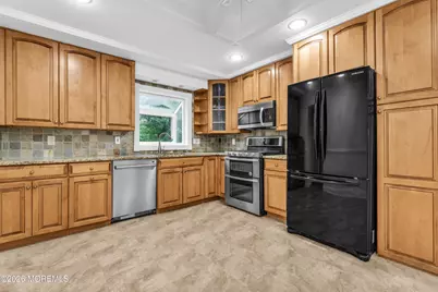 94 Leedsville Drive, Lincroft, NJ 07738 - Photo 12
