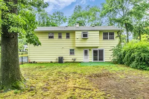 94 Leedsville Dr, Lincroft, NJ 07738 - Photo 38