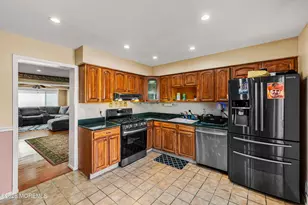 L1 Quincy Cir, Dayton, NJ 08810 - Photo 14