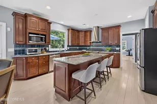 34 La Valley Dr, Manalapan Township, NJ 07726 - Photo 12