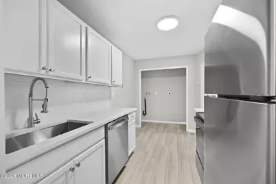 [Address not provided], Manalapan Township, NJ 07726 - Photo 4