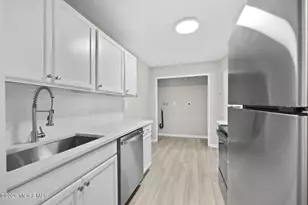 [Address not provided], Manalapan Township, NJ 07726 - Photo 4