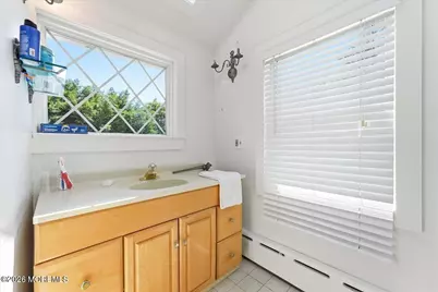 496 W Park Avenue, Ocean Twp, NJ 07755 - Photo 20