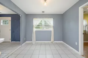 318 Hemlock Dr, Lanoka Harbor, NJ 08734 - Photo 8