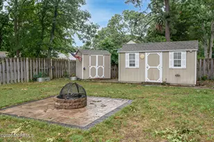 318 Hemlock Dr, Lanoka Harbor, NJ 08734 - Photo 22