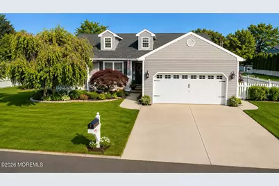 653 Neptune Avenue, Beachwood, NJ 08722 - Photo 2