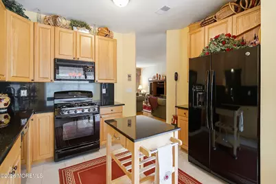 10 Wordsworth Court, Hightstown, NJ 08520 - Photo 12