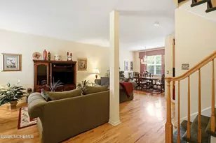 10 Wordsworth Ct, Hightstown, NJ 08520 - Photo 4