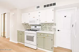 99 Oak Ln, Eatontown, NJ 07724 - Photo 30