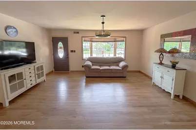 4 Glen Road, Howell Township, NJ 07731 - Photo 8
