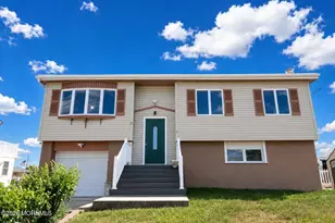 17 W Delaware Dr, Little Egg Harbor, NJ 08087 - Photo 1