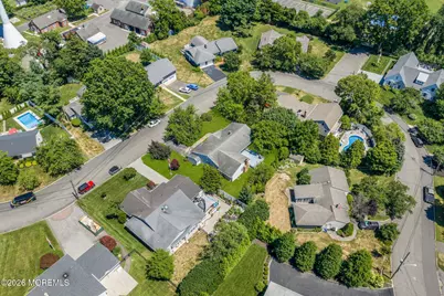 717 Howell Drive, Brielle, NJ 08730 - Photo 8