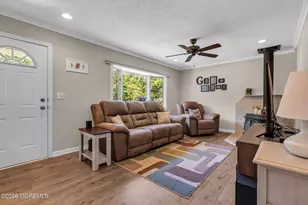 835 Vaughn Ave, Toms River Township, NJ 08753 - Photo 10