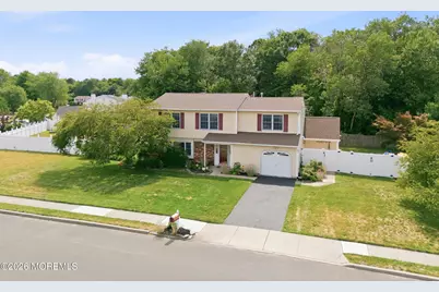 67 Starlight Road, Howell Township, NJ 07731 - Photo 4