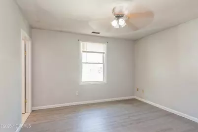 58 Dodd Street, Laurence Harbor, NJ 08879 - Photo 20