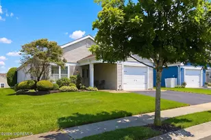 15 Sandhurst St, Manchester Township, NJ 08759 - Photo 2