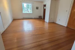106 Waterworks Rd, Freehold, NJ 07728 - Photo 8
