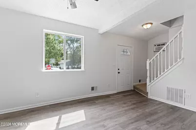 73 Oak Street, Keansburg, NJ 07734 - Photo 2