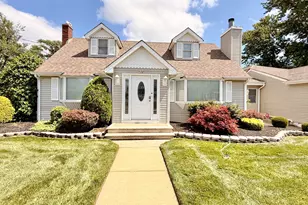 27 3rd Ave, Toms River Township, NJ 08757 - Photo 2