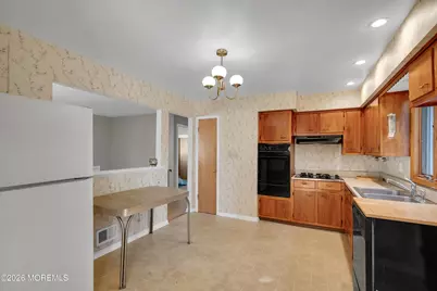 564 Morley Court, Middletown, NJ 07718 - Photo 14