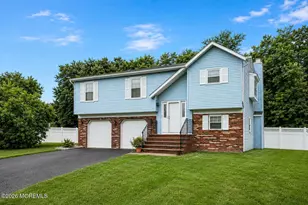 83 Starlight Rd, Howell Township, NJ 07731 - Photo 2