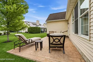 60 Sequoia Pkwy, Ocean Twp, NJ 07712 - Photo 32