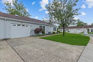 917A Liverpool Cir, Manchester Township, NJ 08759 - Photo 6