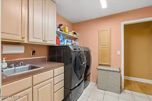 276 Parkview Ter, Lincroft, NJ 07738 - Photo 26