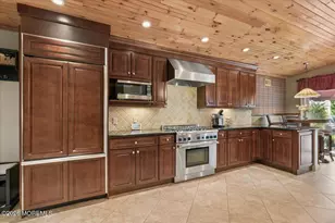 276 Parkview Ter, Lincroft, NJ 07738 - Photo 4