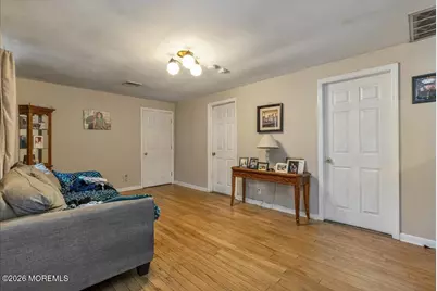 512 Henry Place, Middletown, NJ 07748 - Photo 2