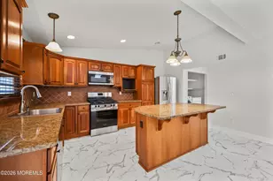 18 Fierro Ave, Matawan, NJ 07747 - Photo 12